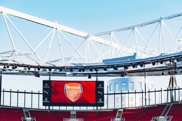 Arteta hails phenomenal support from Arsenal fans after Liverpool victory 1 image 3