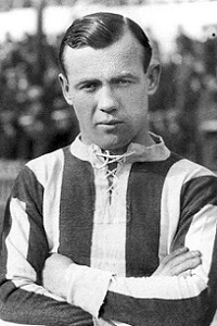 139. Hughie Gallacher 7 Hughie Gallacher
