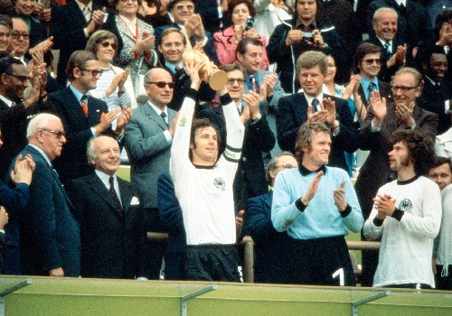 FIFA World Cup Finals 1974 West Germany 8 b6d4164b19a06cea72b9cd2f371c611c 12