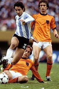 066. Osvaldo Ardiles 1 Osvaldo Ardiles