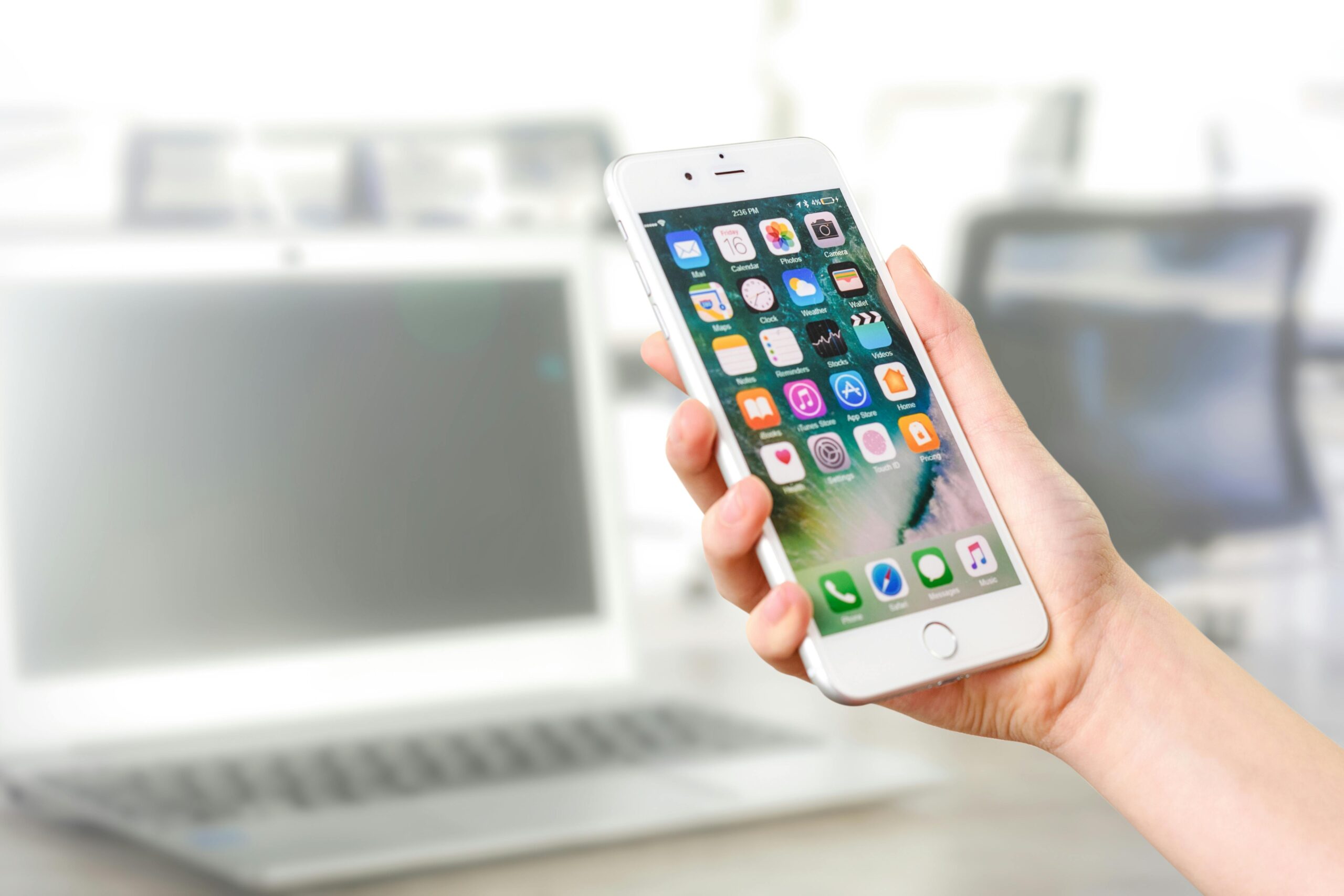 The Psychology of Sports Betting: How Football Fans' Wagering Habits Compare Across Different Sports 12 Mobile Phone